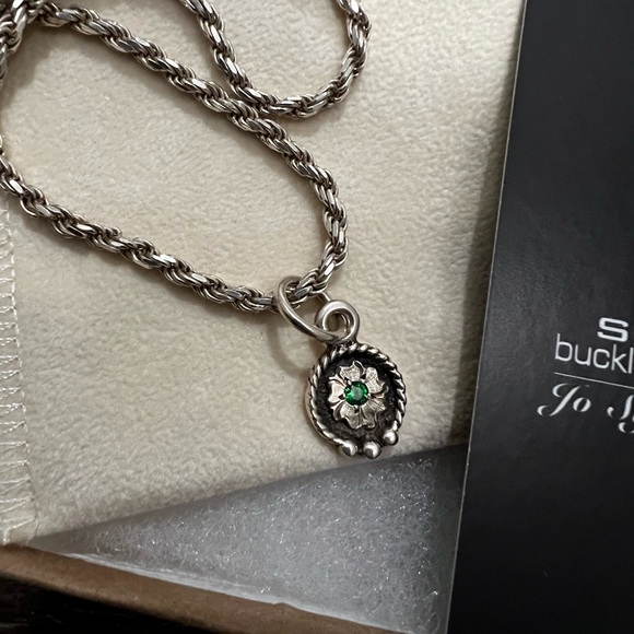 HYO Silver Sterling Silver Necklace with Pendant - Picture 2 of 2